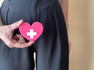更年期に感じる陰部の痛みとは？症状・原因・治療方法やGSMについて解説